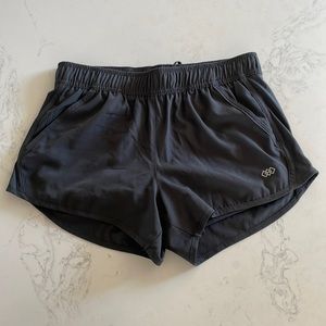 LEGEND BLACK WORKOUT SHORTS WITH BUILT IN SPANDEX